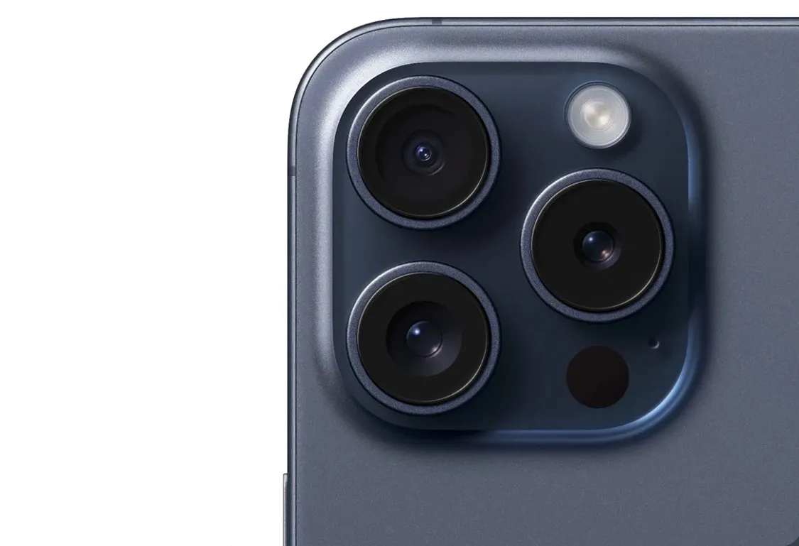 Iphone 15 pro blue. Iphone xr 128gb blue. Небесно голубой айфон. Iphone 15 pro max blue titanium 1 tb. Apple iphone blue titanium.
